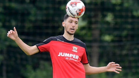 不仅体现在 不仅体现在