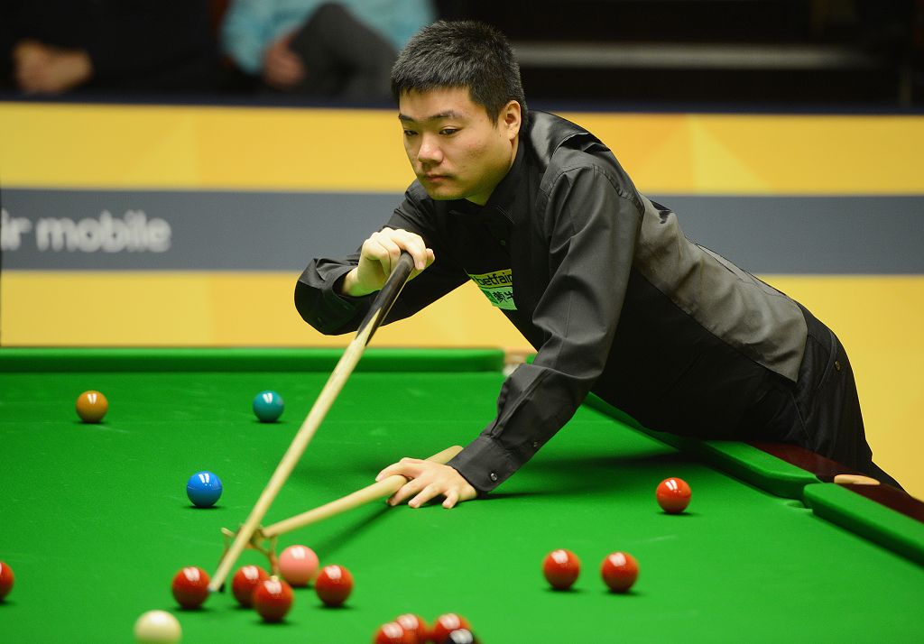 的差距仍然 的差距仍然