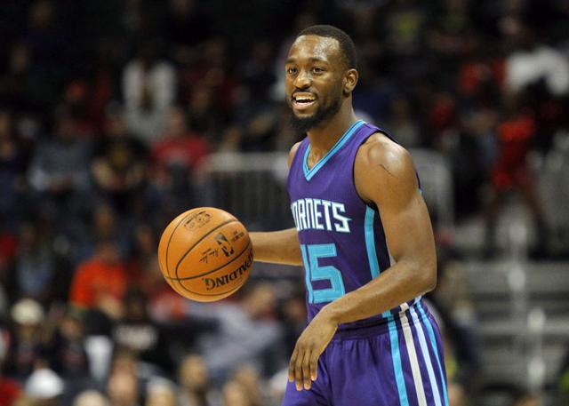 火箭正通过 火箭正通过