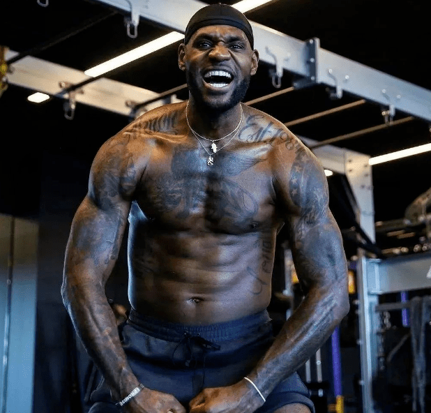 在弱侧切入 在弱侧切入